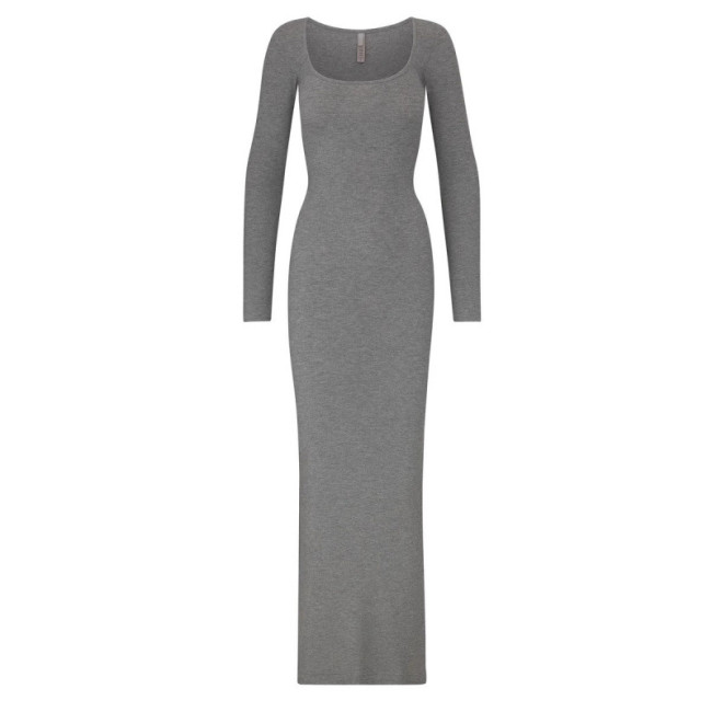 -style pure and alluring slim-fit bodycon black square-neck long-sleeve dress for women
