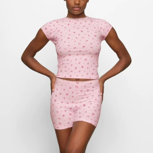 floral pink stretchy tight-fitting short-sleeve T-shirt with lace trim