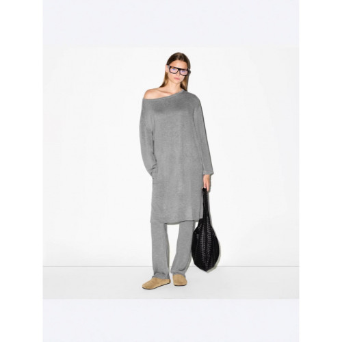 new mid-length Korean-style casual inner slip dress with round neck and loose fit over the knees