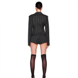 Hot girl suit with corset-style cut, striped embroidery, shoulder pads, jacket, low-waist silver buckle shorts, fashion set