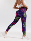 Seamless high-waisted digital print yoga pants for women, suitable for outdoor running, fitness, and sports, with a butt-lifting and slimming effect