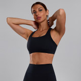 Cross-border European and American style nude-feel high-impact sports bra for women with chest pads for fitness, running, and yoga with cross-back design