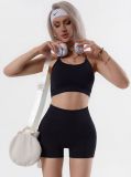 European and American style sports yoga outfit for women, cross-strap backless yoga bra, high-waisted tummy control and butt-lifting fitness shorts