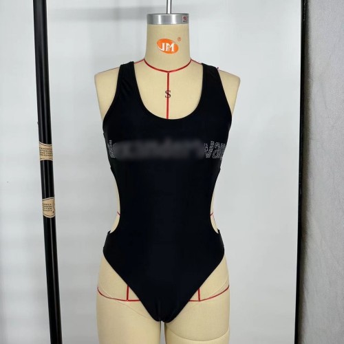 European and American sexy bikini, two-piece and one-piece, new design, fashionable and sexy for the sunny beach