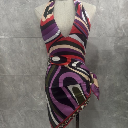 New one-piece and two-piece bikini European and American sexy swimwear