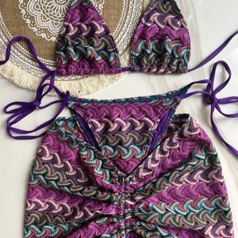 Knitted bikini skirt three-piece set, European and American sexy striped bikini swimsuit for women