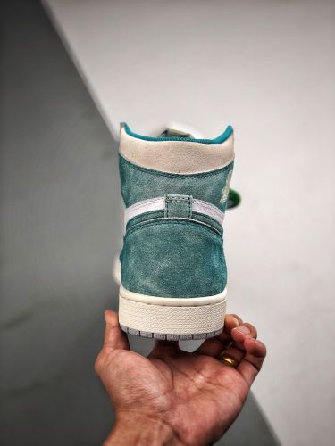 Air Jordan 1 Retro  Turbo Green  Tiffany Green 555088-311