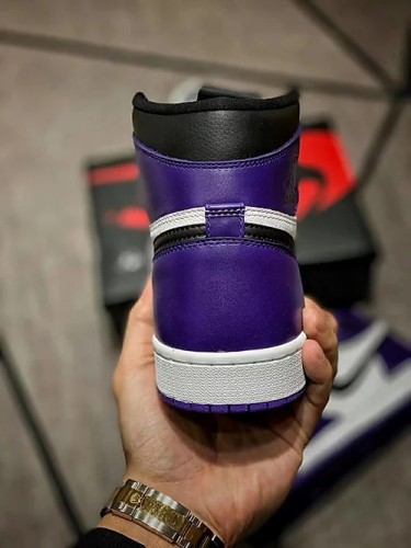 Air Jordan 1 High OG “Court Purple” 555088-500