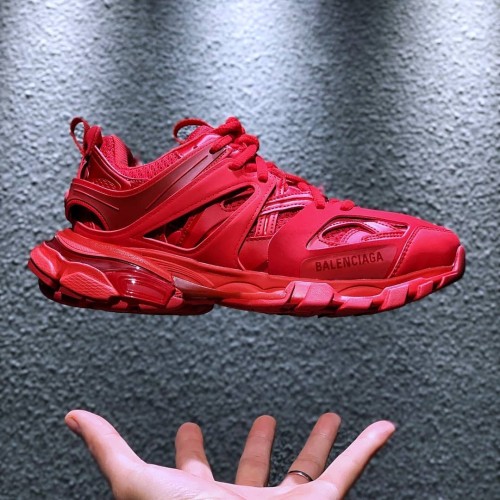 BALENCIAGA RED