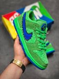 Dunk SB “Three Bear Pack” CJ5378-300