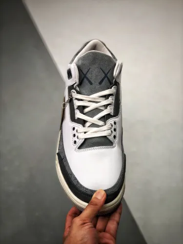 KAWSAir Jordan 3