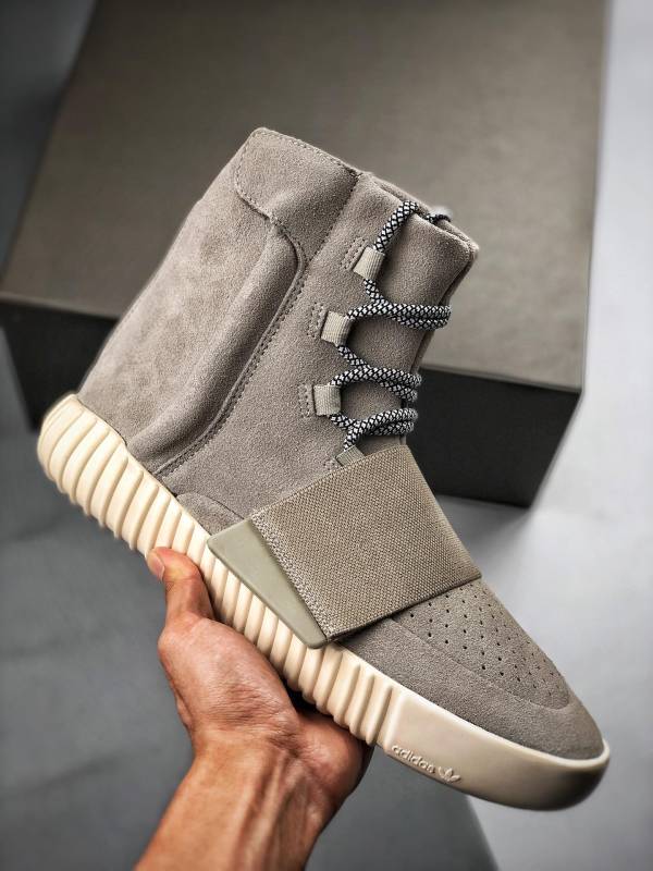 Yeezy 750 Boost