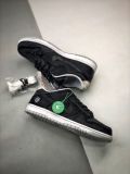 NIKE SB Dunk Low Be@rbrick CZ5127-001