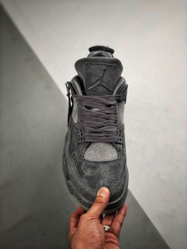 NIKE Air Jordan 4 X Kaws 灰麂皮 930155-003