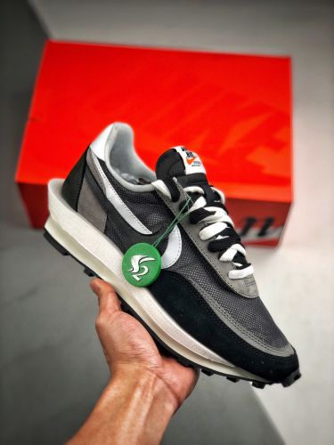 Sacai x Nike LVD Waffle Daybreak BV0073-001