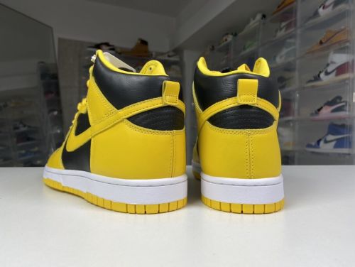 Nike Dunk Varsity Maize 高帮/武当/詹姆斯同款 CZ8149-002