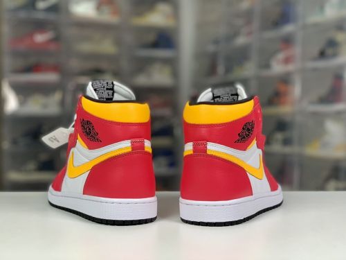 Air Jordan 1 Light Fusion Red 高帮/粉红/白色/激光橙555088-603