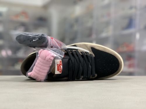Air Jordan 1 Low Travis Scott Mocha Low 低帮倒钩 CQ4277-001
