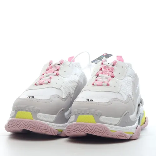 Balenciaga 巴黎世家 Triple S Sneaker