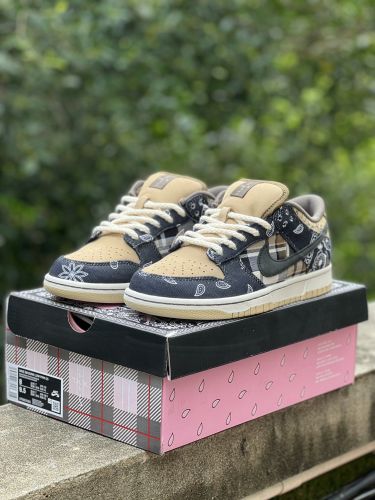 Travis Scott x Nike SB Dunk  Jackboys  腰果花 CT5053-001