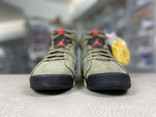 Air Jordan 6 Medium Olive Travis Scott联名 军绿 CN1084-200