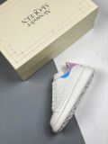 Alexander McQueen/亚历山大麦昆镭射尾松糕鞋厚底增高小白鞋