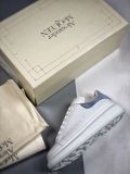 Alexander McQueen/亚历山大麦昆蓝尾