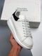 Alexander McQueen/亚历山大麦昆 松糕鞋厚底增高小白鞋植绒皮面尾