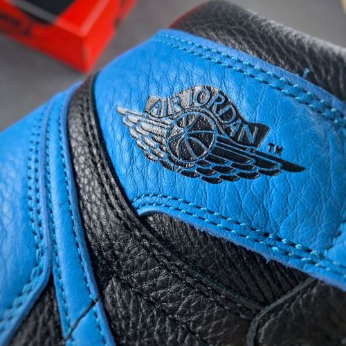 Air Jordan 1 WMNS “UNC to Chicago”CD0461-046