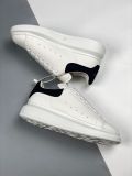 Alexander McQueen/亚历山大麦昆 松糕鞋厚底增高小白鞋植绒皮面尾