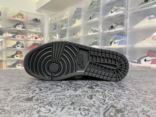 Air Jordan 1 High OG Wmns Silver Toe”黑帮/黑色/金属银/白/黑银禁穿CD0461-001