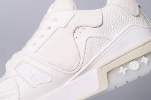 Louis Vuitton Trainer Sneaker Low休闲运动文化百搭篮球板鞋“牛仔提花”