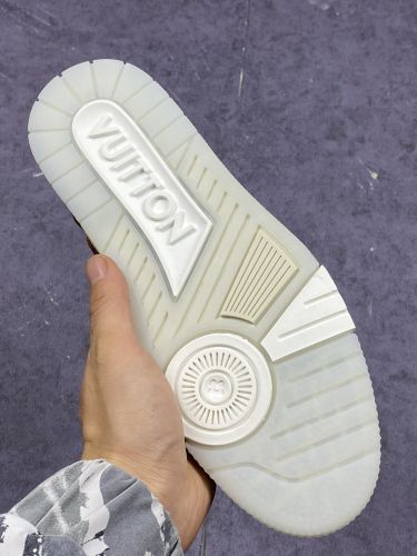 Louis vuitton Trainer Sneaker Low LV MADE 经典复古低帮休闲运动文化百搭篮球板鞋
