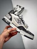 Louis Vuitton Trainer Sneaker Low休闲运动文化百搭篮球板鞋