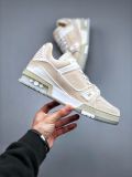 Louis Vuitton Trainer Sneaker Low休闲运动文化百搭篮球板鞋