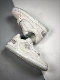 Louis Vuitton Trainer Sneaker Low休闲运动文化百搭篮球板鞋
