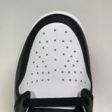 Air Jordan 1 GS/白色/橙色/黑脚趾4.0 555088-180