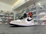 Air Jordan 1 Light Smoke Grey 烟灰/红黑 555088-126