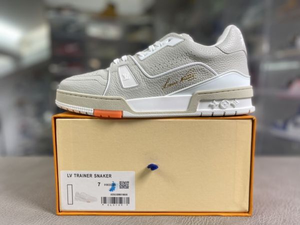 Louis Vuitton 路易威登 Trainer 休闲板鞋 米白灰