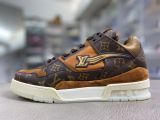 Louis Vuitton 路易威登 Trainer 休闲板鞋棕色