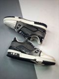 Louis Vuitton Trainer Sneaker Low休闲运动文化百搭篮球板鞋