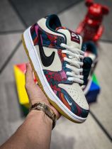 Parra x Nike SB Dunk Low Abstract Art 白蓝红 抽象艺术 联名鸳鸯拼色DH7695-600 Parra x Nike SB Dunk Low Abstract Art 白蓝红 抽象艺术 联名鸳鸯拼色DH7695-600