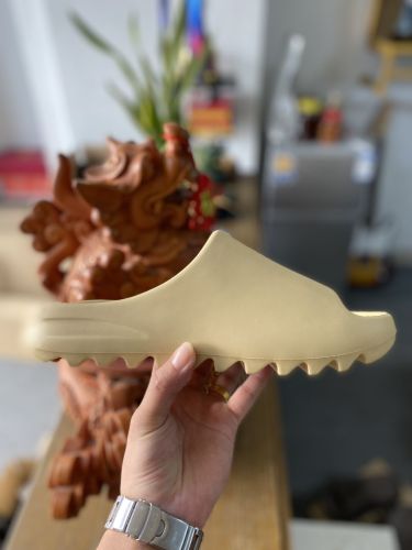Adidas originals Yeezy Slide 休闲拖鞋 沙漠黄 FW6344