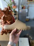 adidas Yeezy Slide Core 咖啡色 G55492