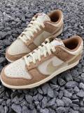 Nike Dunk Medium Curry 低帮/棕色/白色/小麦 DD1390-100