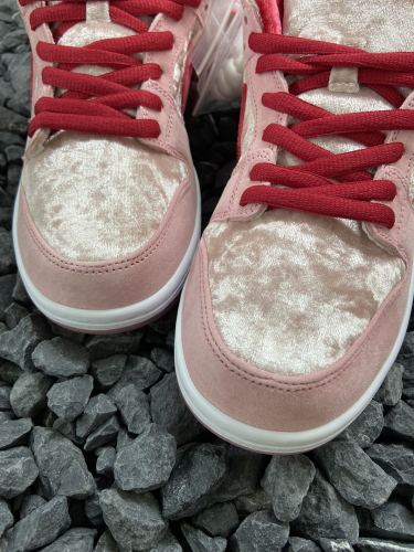 Nike Dunk Pink SB/低帮/StrangeLove联名/情人节 CT2552-800