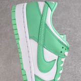 Nike WMNS SB Dunk Low White/Green Glow 扣篮系列低帮休闲运动滑板板鞋 DD1503-105