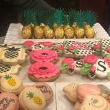 Glitter Pineapple Tops Cupcake,Pineapple Donut Topper, Luau Party Decorations, Pineapple crown Cupcake Toppers, Tropical Party Decorations,Hawaii Theme Party, Fiesta Party Decor,Summer BBQ Food Toppers, Pool Party