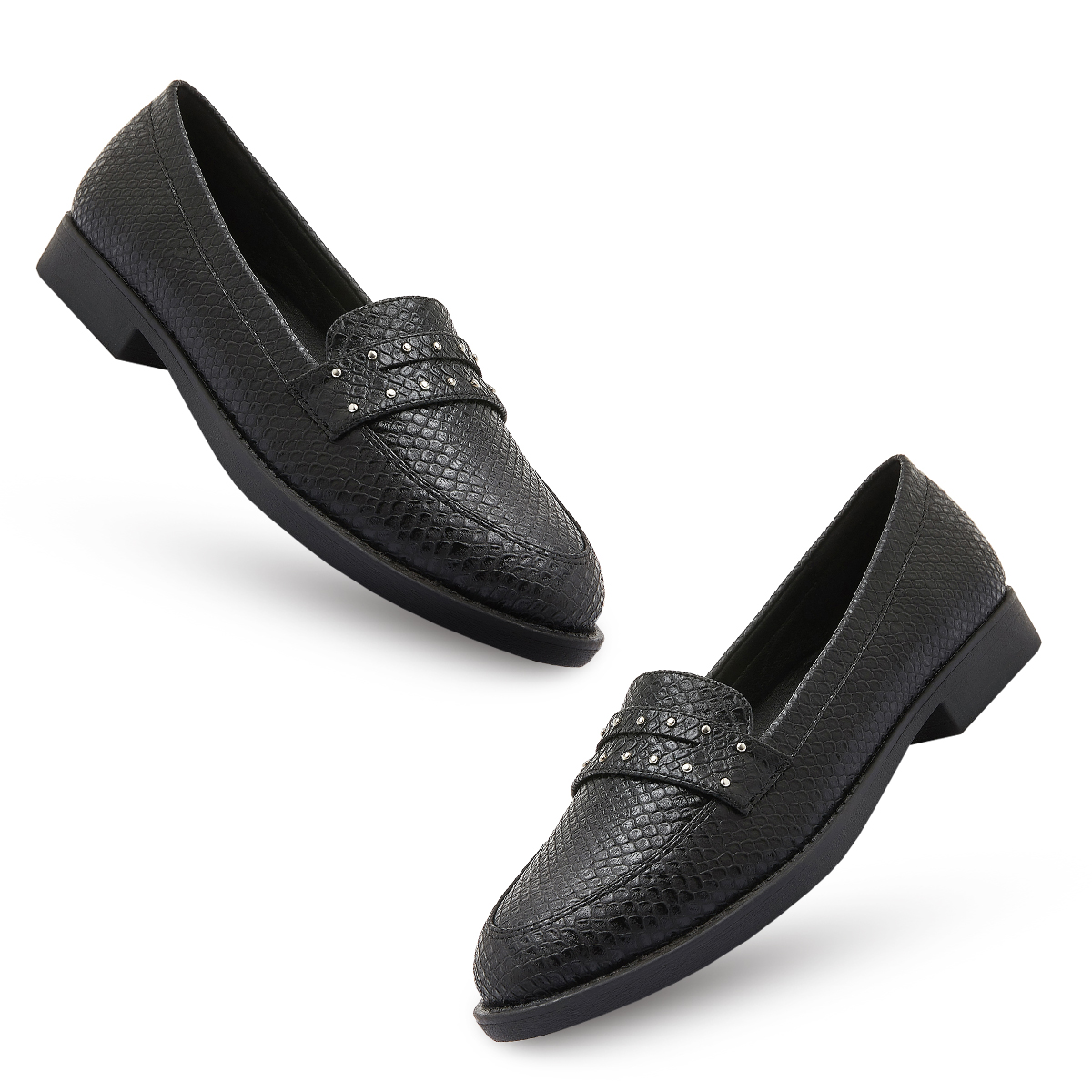 ladies black flat shoes size 6