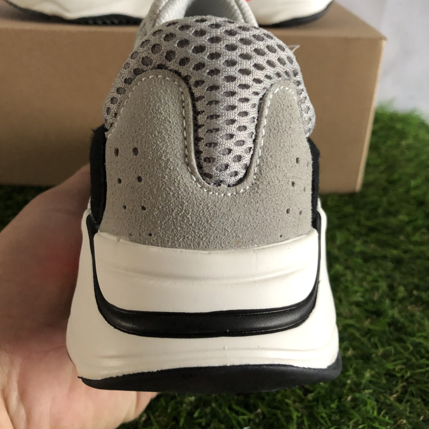 adidas yeezy v1